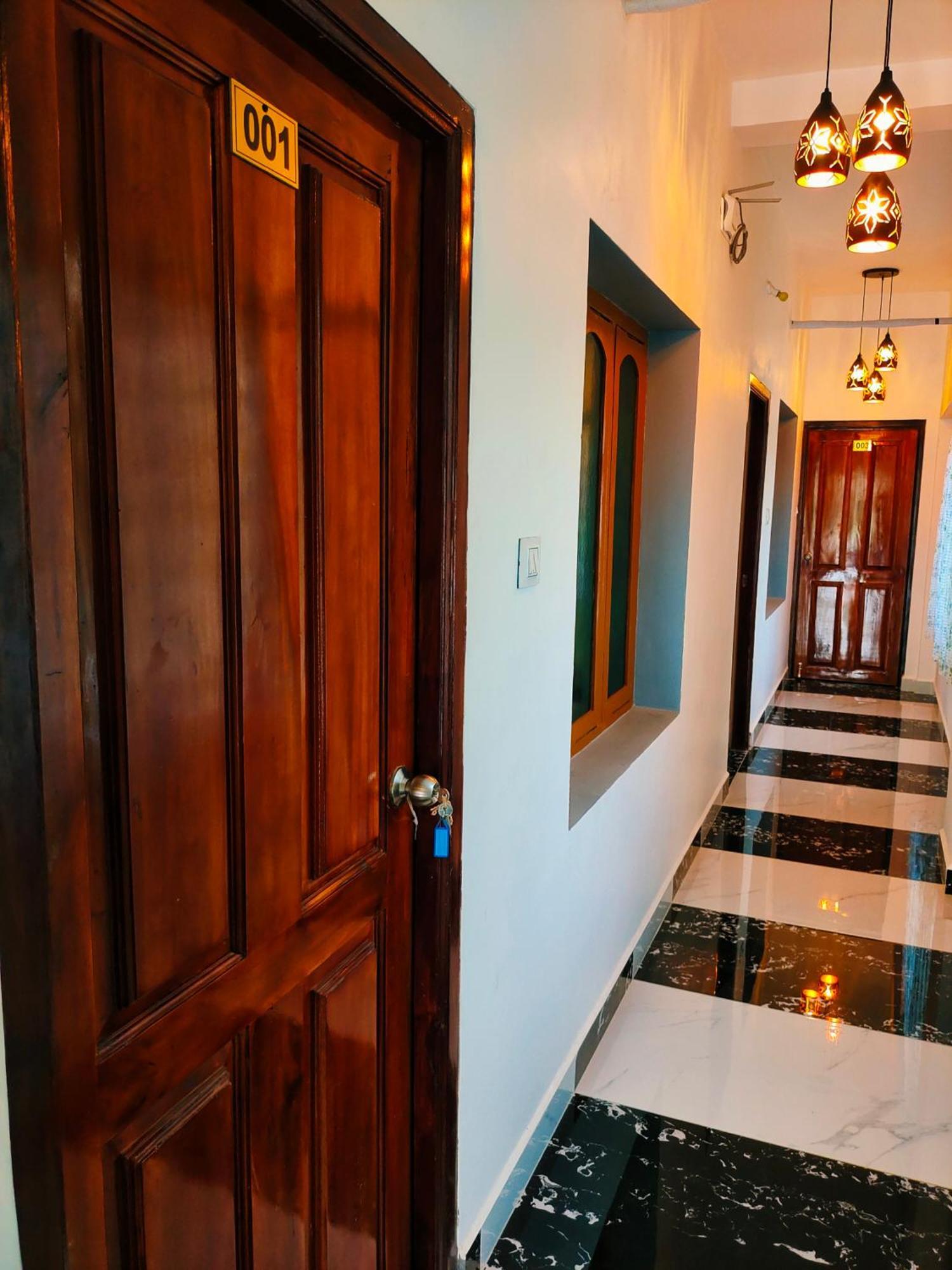 De Lumaa Beachside Stay Пондичерри Экстерьер фото